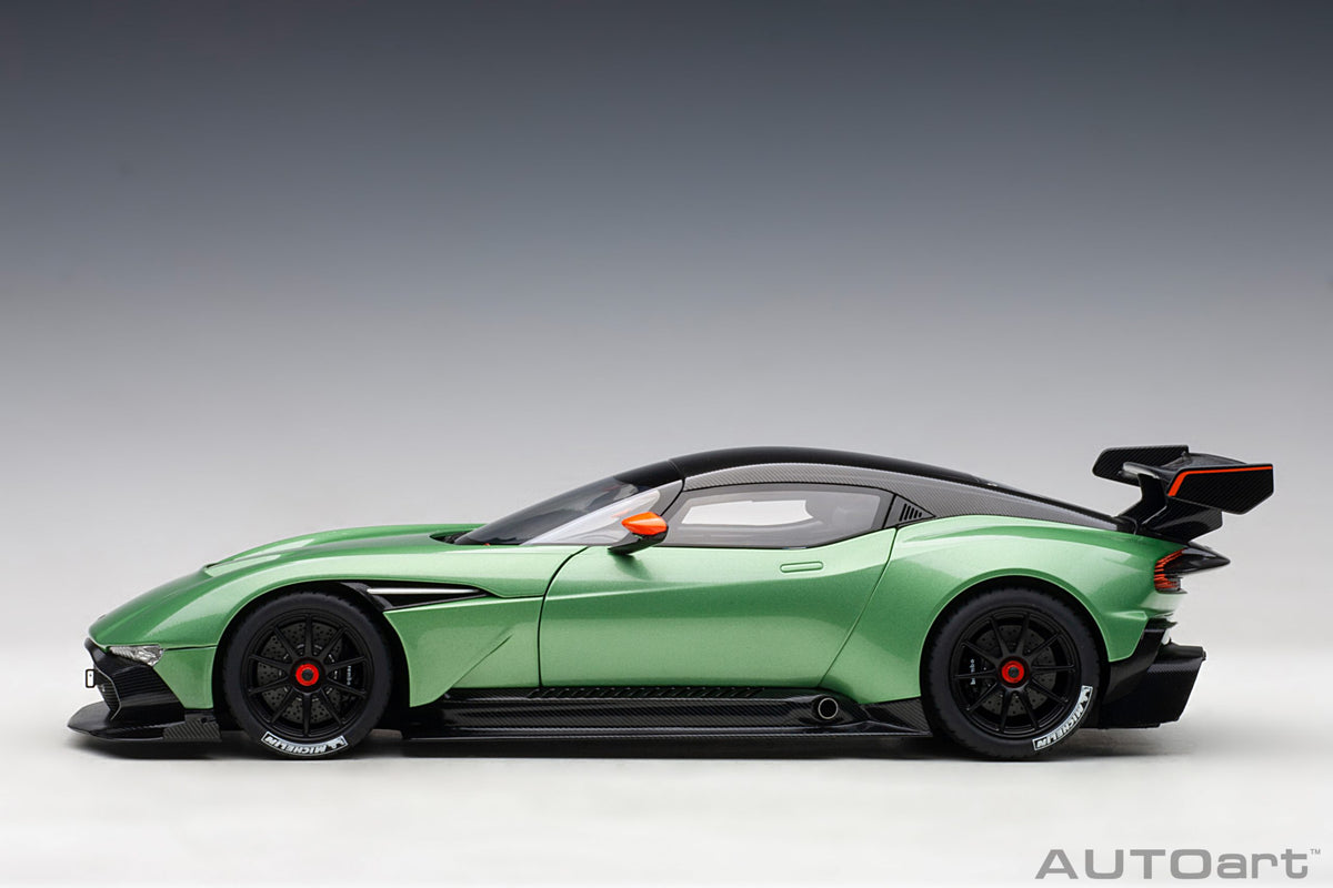 Aston Martin Vulcan 2015 Apple Tree Green Metallic