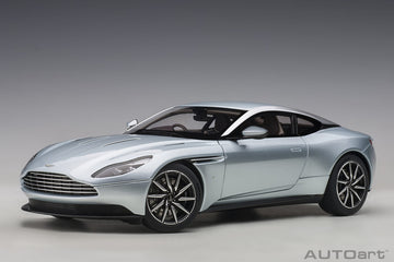 Aston Martin DB11 Skyfall Silver