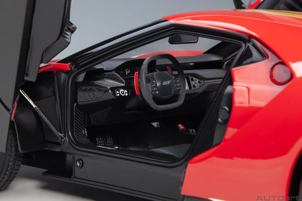 Ford GT 2022 Alan Mann Heritage Edition (Alan Mann Red) - 72927
