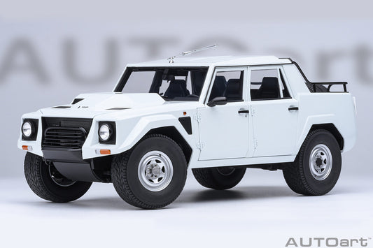 Lamborghini LM002 (Bianco Polo Park) - 74549