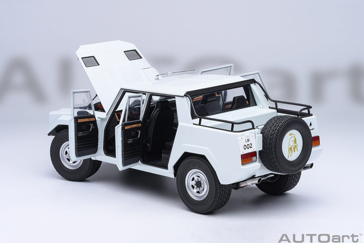 Lamborghini LM002 (Bianco Polo Park) - 74549