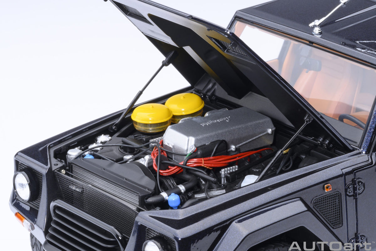 Lamborghini LM002 (Blu Acapulco Metallic) - 74552