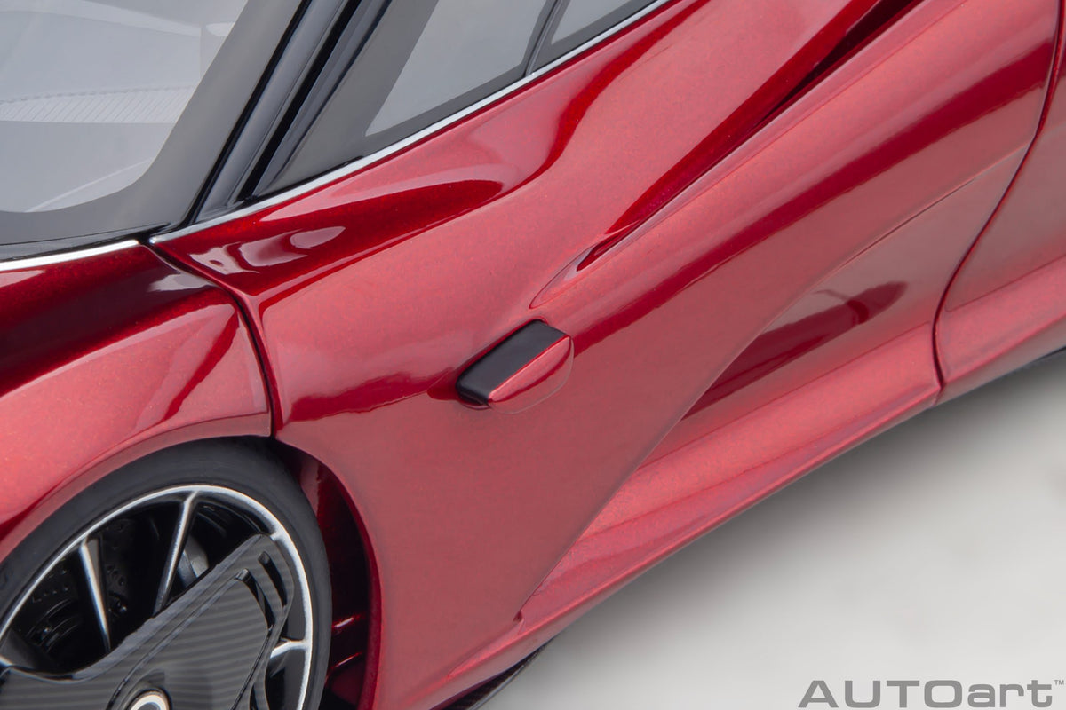 McLaren Speedtail Volcano Red - 76087