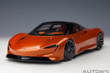 Lade das Bild in den Galerie-Viewer, McLaren Speedtail Volcano Orange
