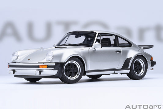 Porsche 911 Turbo 3.0 (930) (Silver Metallic) - 78110