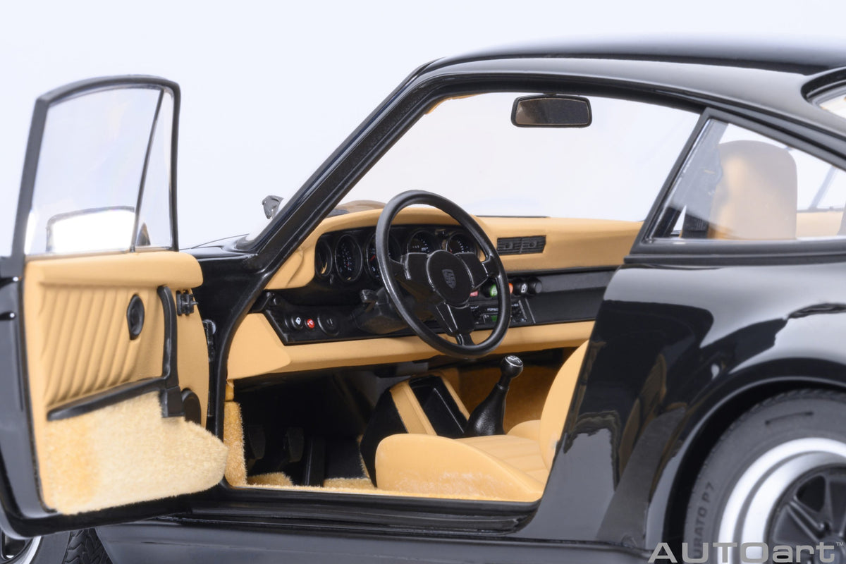 Porsche 911 Turbo 3.0 (930) (Black) - 78111