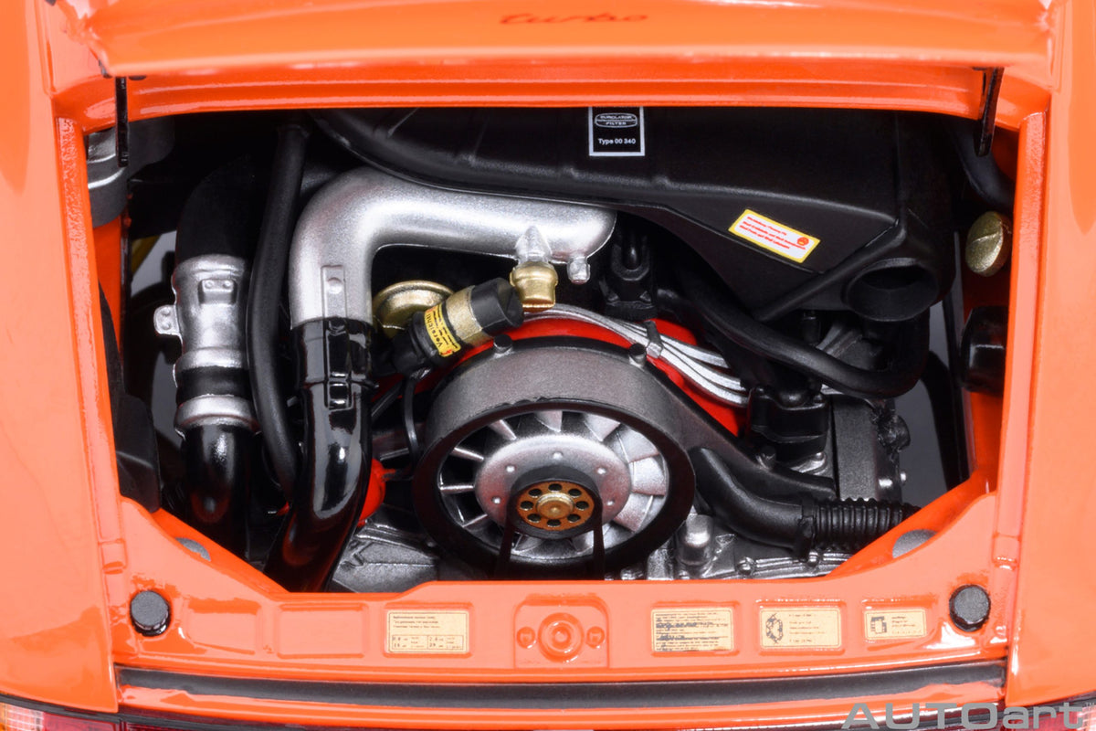 Porsche 911 Turbo 3.0 (930) (Continental Orange) - 78112