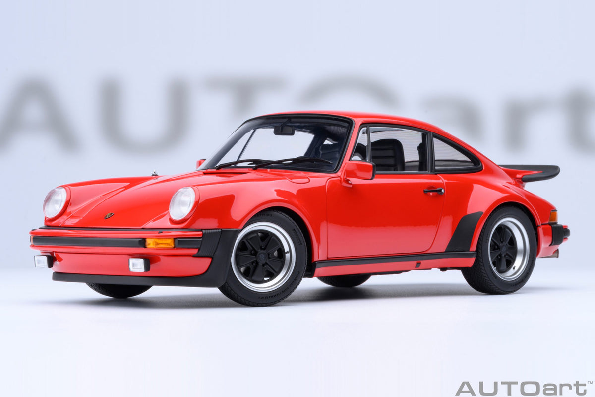 Porsche 911 Turbo 3.0 (930) (Guards Red) - 78114