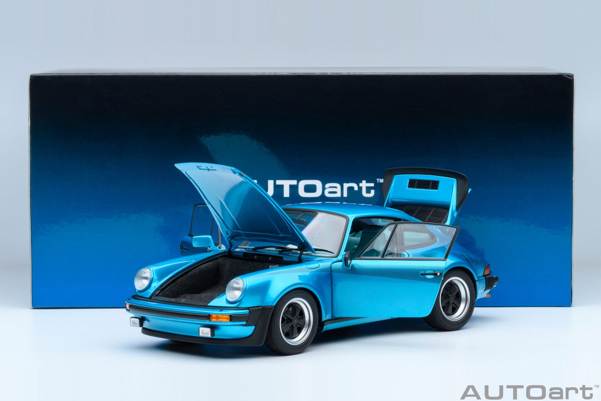 Porsche 911 Turbo 3.0 (930) (Minerva Blue) - 78115