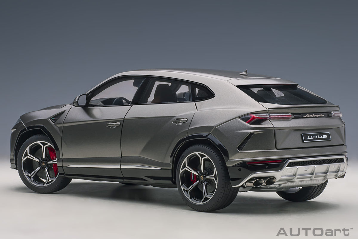 Lamborghini Urus (Grigio Titans) - 79164