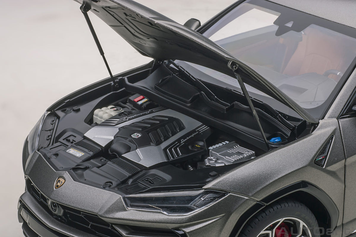 Lamborghini Urus (Grigio Titans) - 79164
