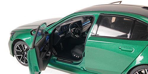 BMW M5 2024 Green Metallic (All Open) - 110023800
