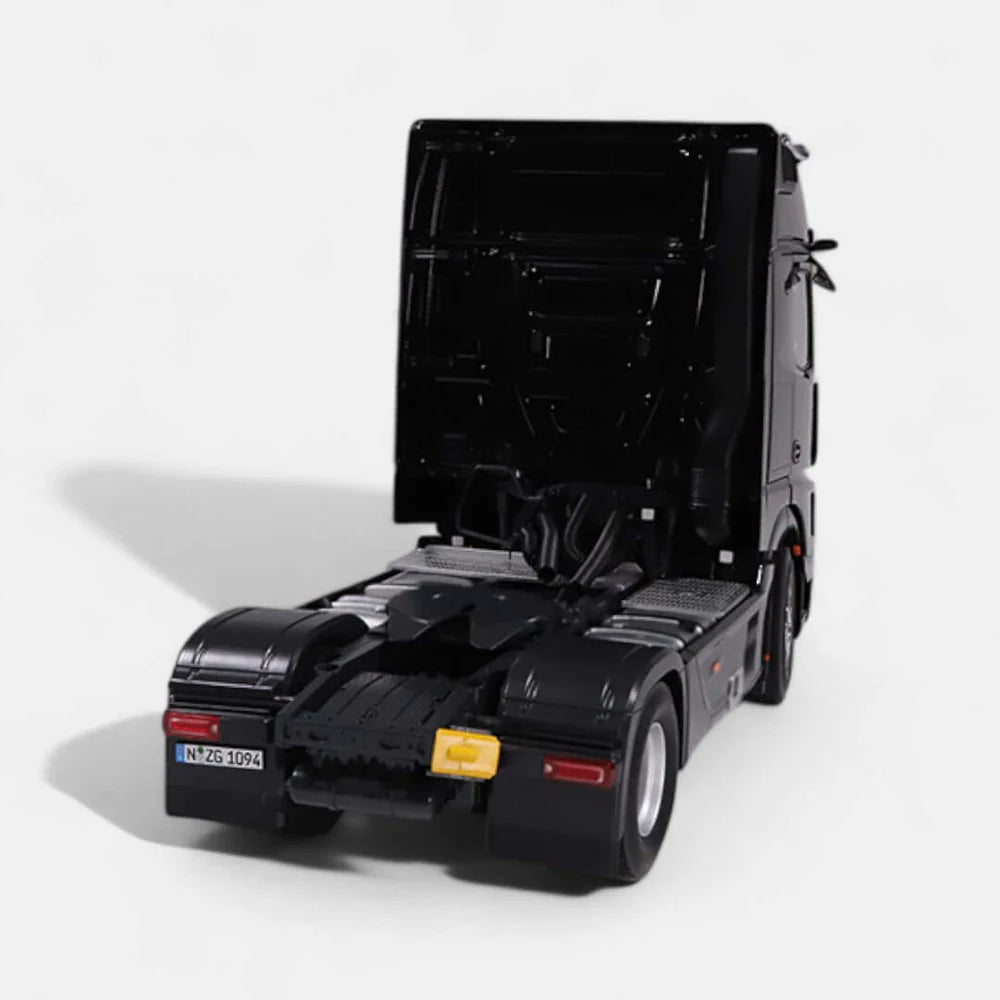 Mercedes-Benz Actros GigaSpace 4x2 & Lohr Autotransporter Schwarz