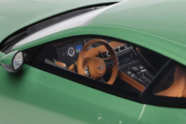 Aston Martin DB12 Vantage 2023 Green