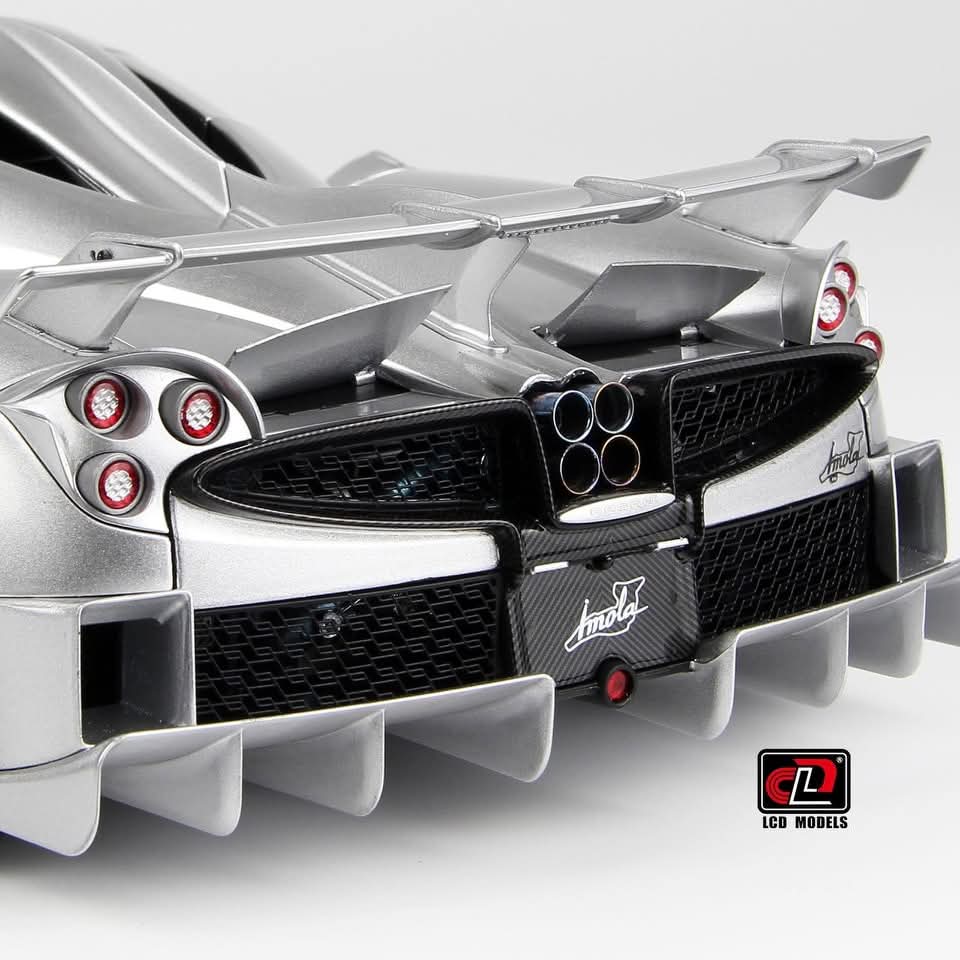 Pagani Imola Coupe 2020 Titan Silver Matt - LCD18023-SI