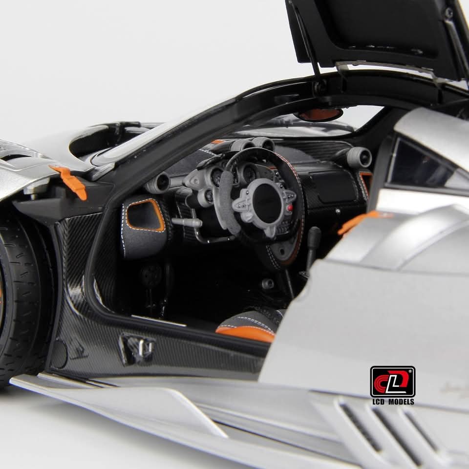 Pagani Imola Coupe 2020 Titan Silver Matt - LCD18023-SI