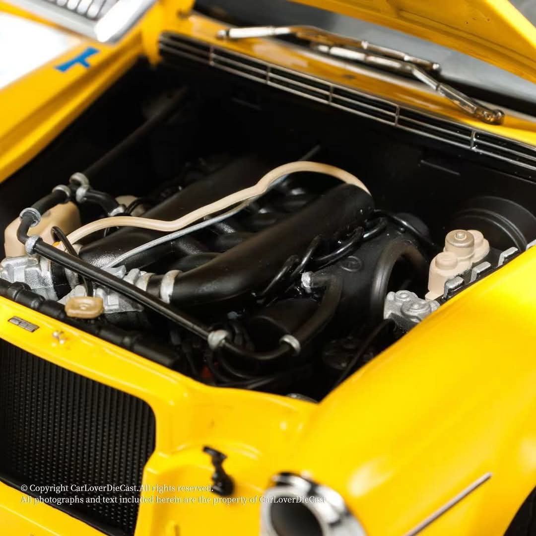 Mercedes-Benz AMG 300SEL 6.8 1971 Yellow (Asia Exclusive)