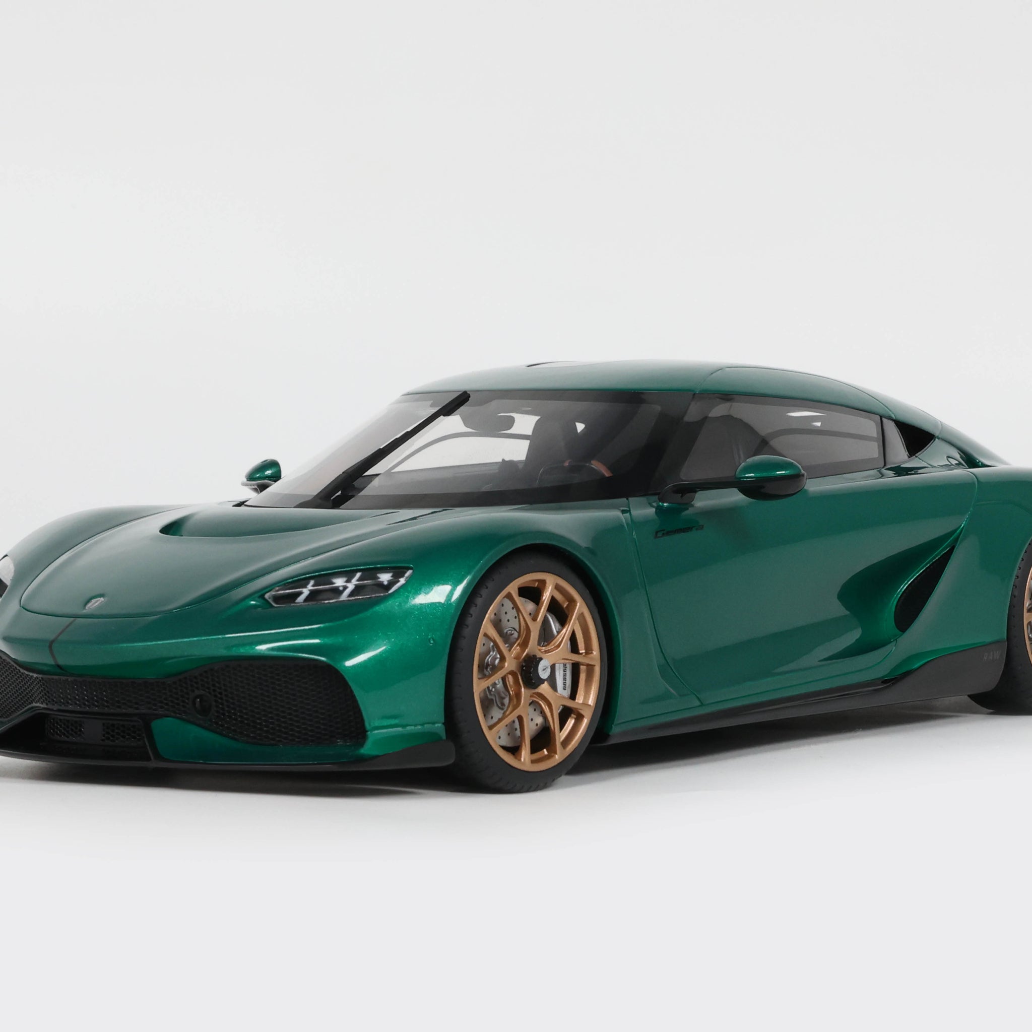 Koenigsegg Gemera 2024 Racing Green