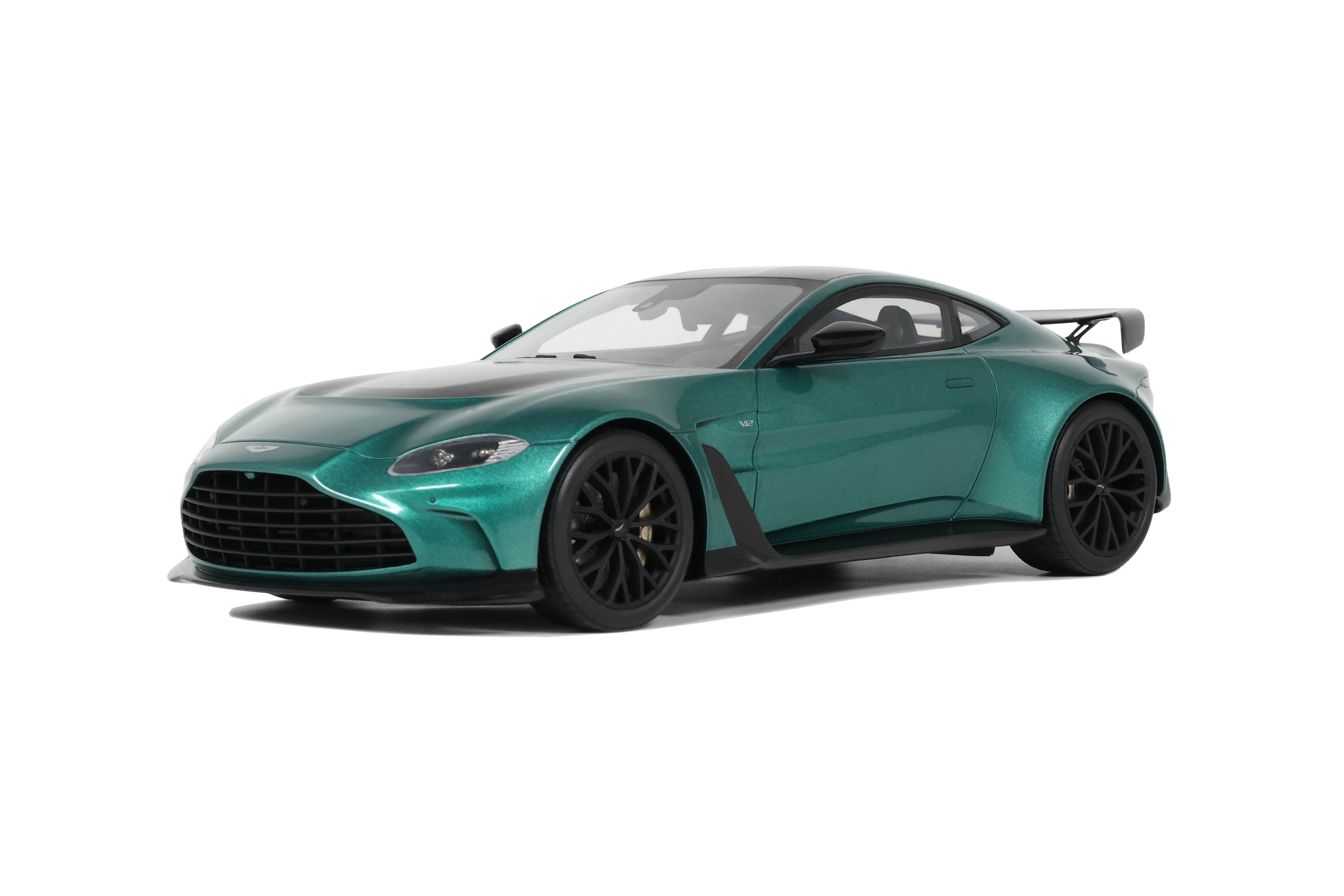 Aston Martin V12 Vantage 2023 Aston Martin Racing Green