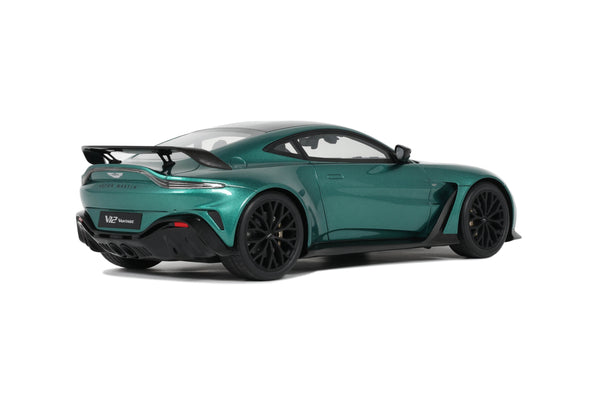 Aston Martin V12 Vantage 2023 Aston Martin Racing Green