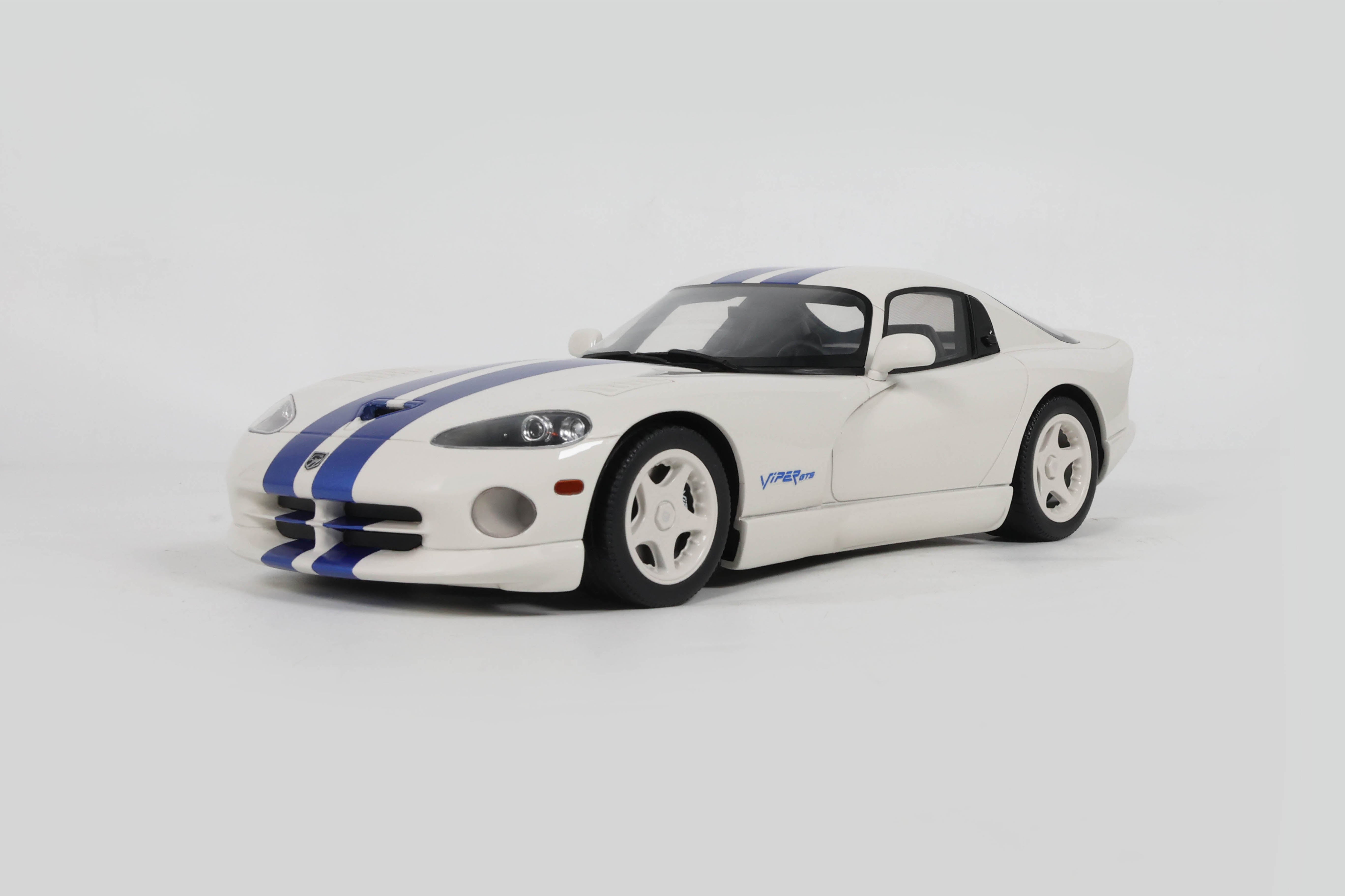 Dodge Viper GTS 1996 Stone White