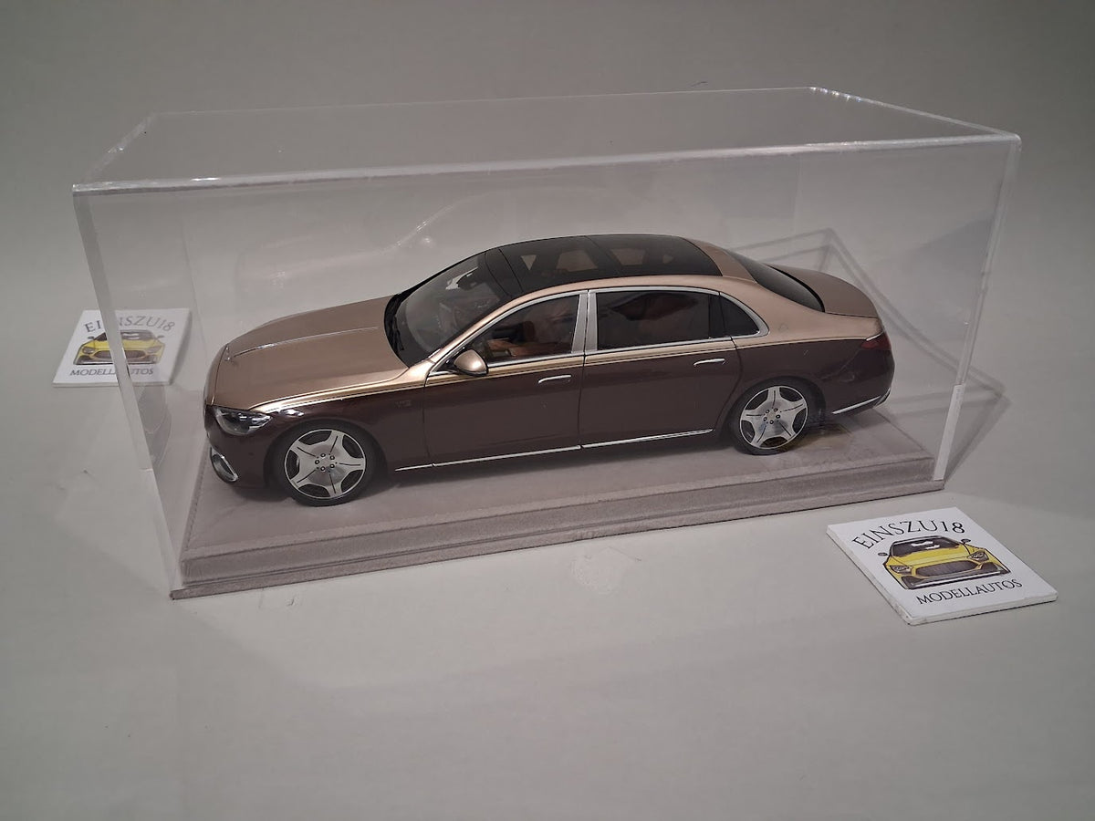 1:18 Vitrine mit Acrylglashaube und Sockel Display Case