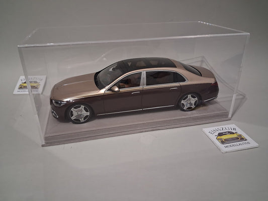 1:18 Vitrine mit Acrylglashaube und Sockel Display Case