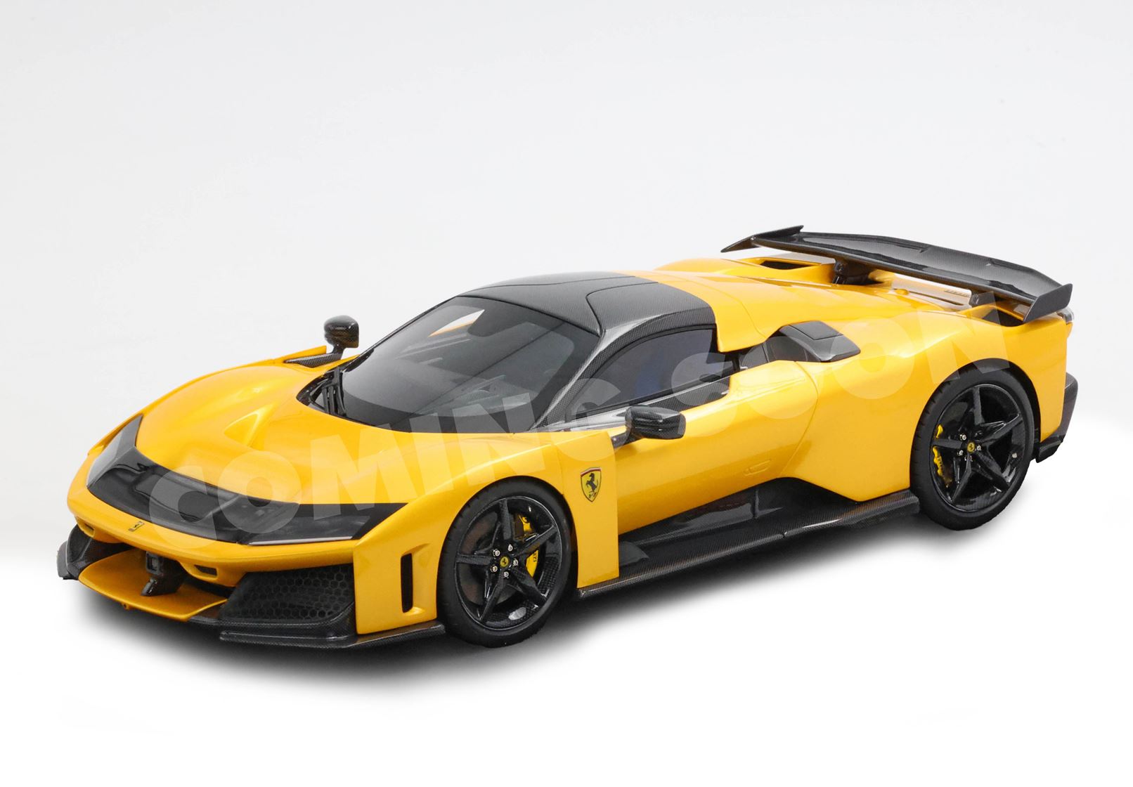 1:18 Ferrari F80 metal diecast full open Giallo Tristrato with carbon wheels and wing - POLYFOAM PACK - HE180054B1