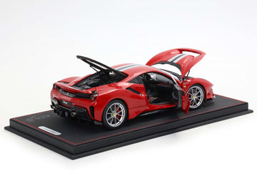 Ferrari 488 Pista - metal diecast - full open Rosso corsa con striscia - LUXURY PACK - BASE E VETRINA INCLUSE - HE180055DIE