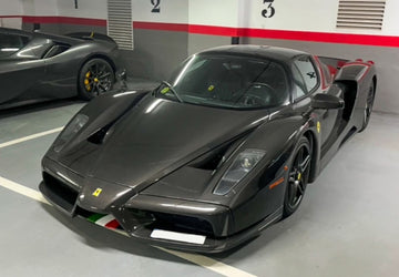 Ferrari Enzo open diecast Full carbon - Italian stripe - polifoam pack HE182543