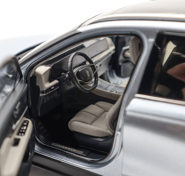 Lincoln New Corsair 2023 Hellblau Metallic