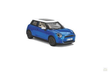 MINI Cooper SE Blazing Blue 1:18 TSM-Model