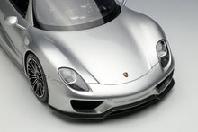 Lade das Bild in den Galerie-Viewer, Porsche 918 Spyder 2011 GT Silver
