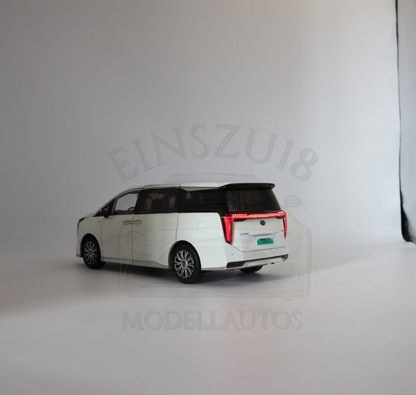 GAC Trumpchi E9 White