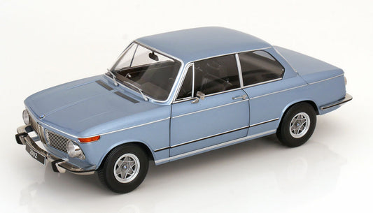 BMW 2002 1.series 1971 lightblue-metallic [Maßstab 1:12]