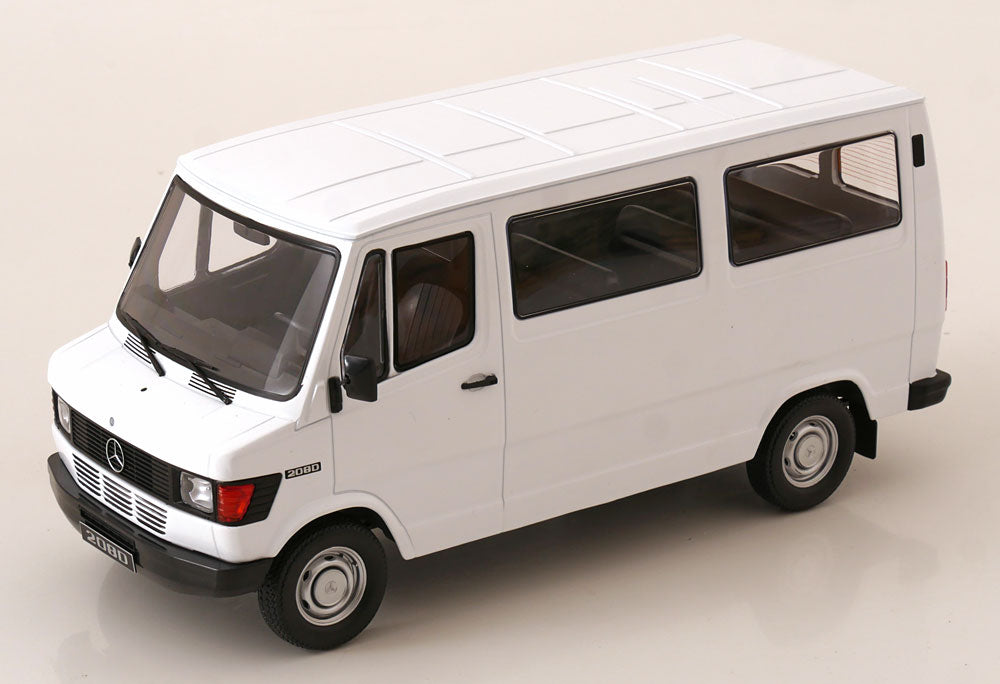 Mercedes 208 D 1988 Bus white