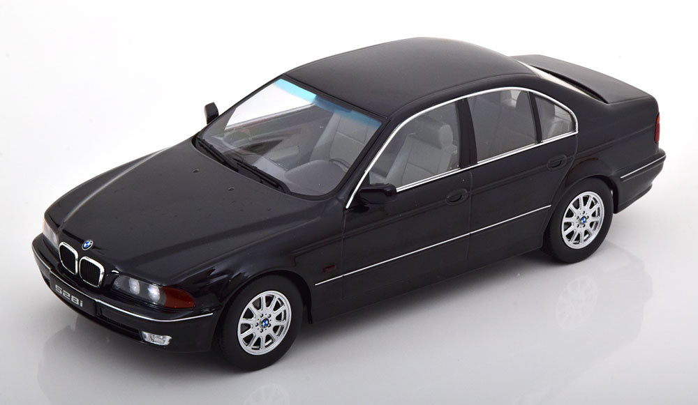 BMW 528i E39 Sedan 1995 black