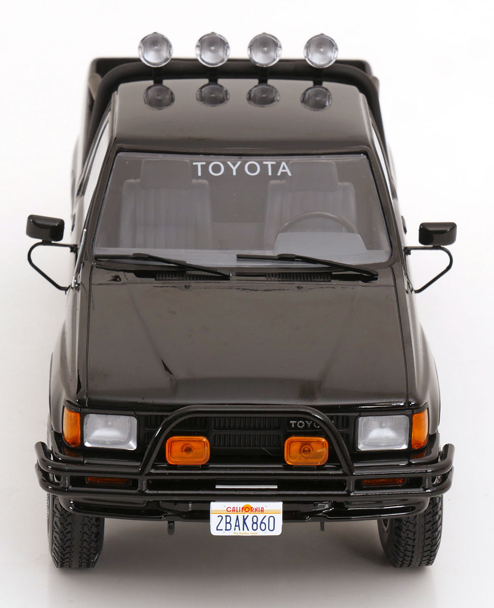 Toyota Truck Xtra Cab 4x4 (Hilux) - black - KKDC181565