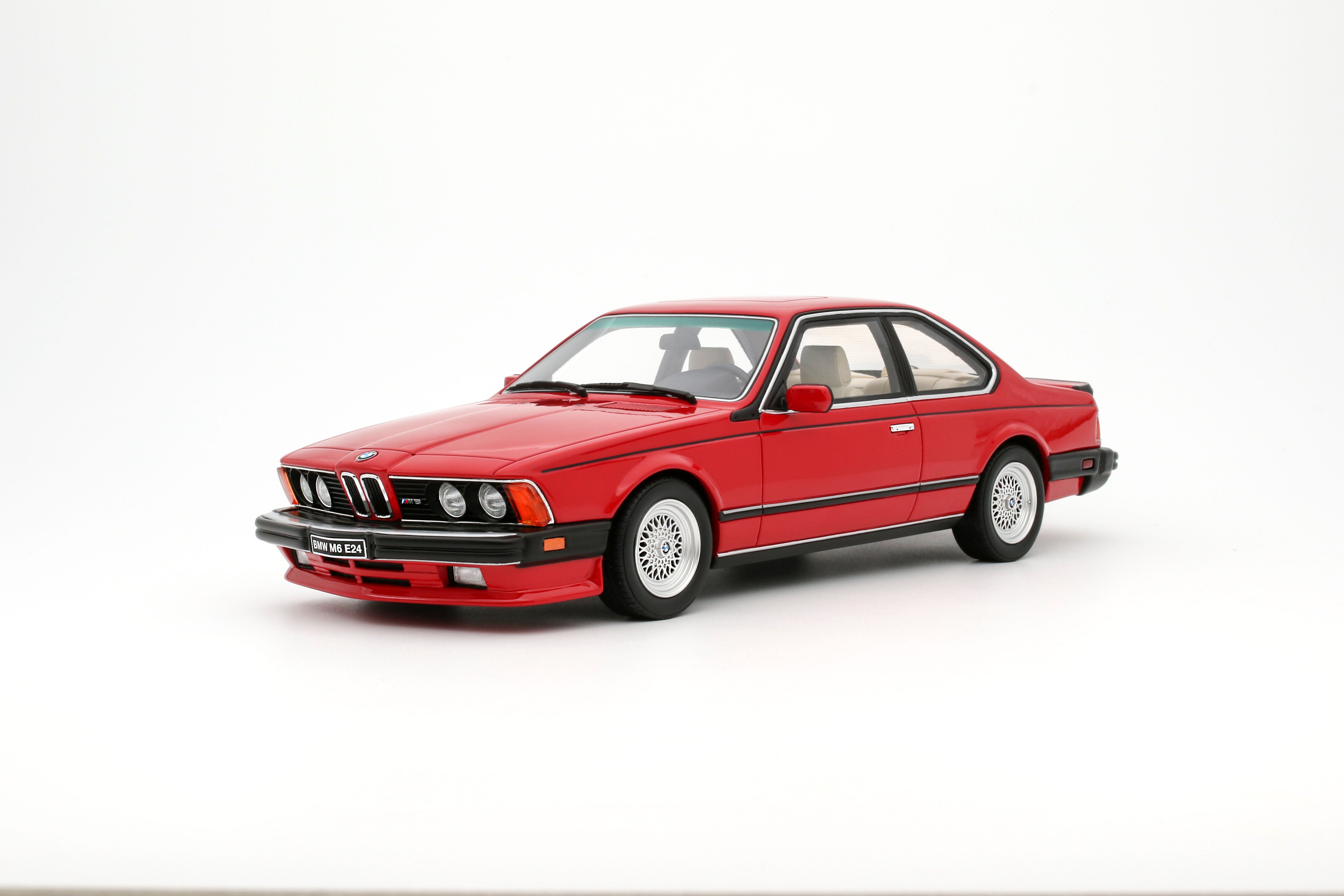 BMW E24 M6 1986 Henna Red