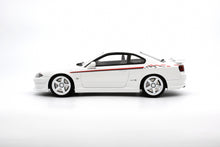 Lade das Bild in den Galerie-Viewer, Nissan Silvia SPEC-R (S15 Nismo Aero S-Tune) 2000 White
