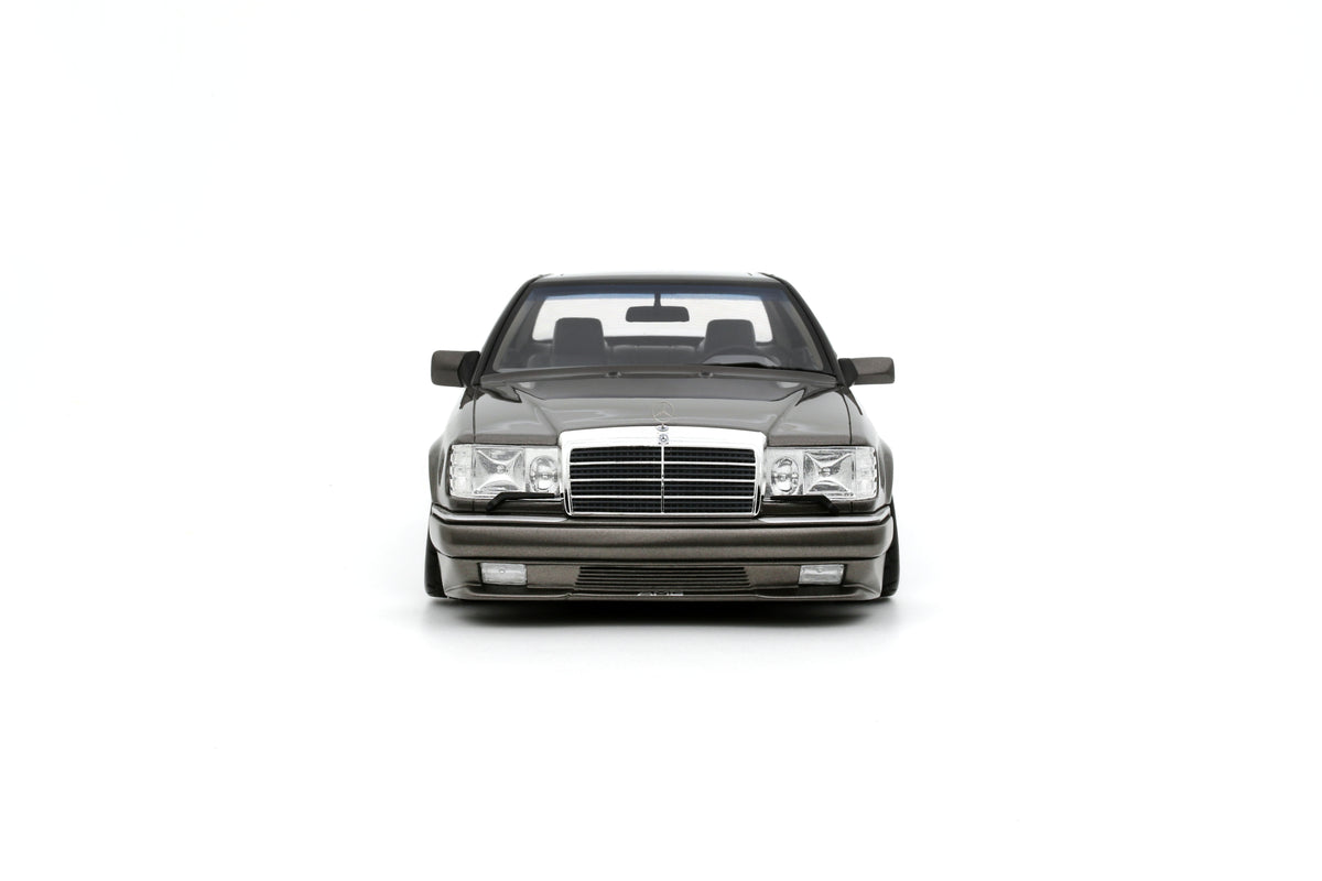 1:18 MERCEDES-BENZ C124 AMG "STANCE" ANTHRACITE GREY - OT1241