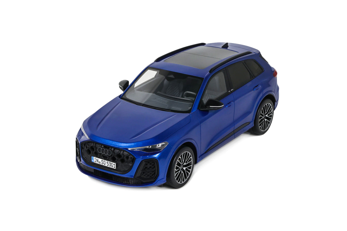 1:18 AUDI SQ5 TFSI ULTRA BLUE 2024 - OT1281