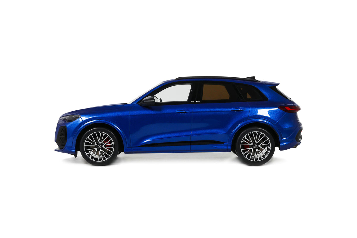 1:18 AUDI SQ5 TFSI ULTRA BLUE 2024 - OT1281