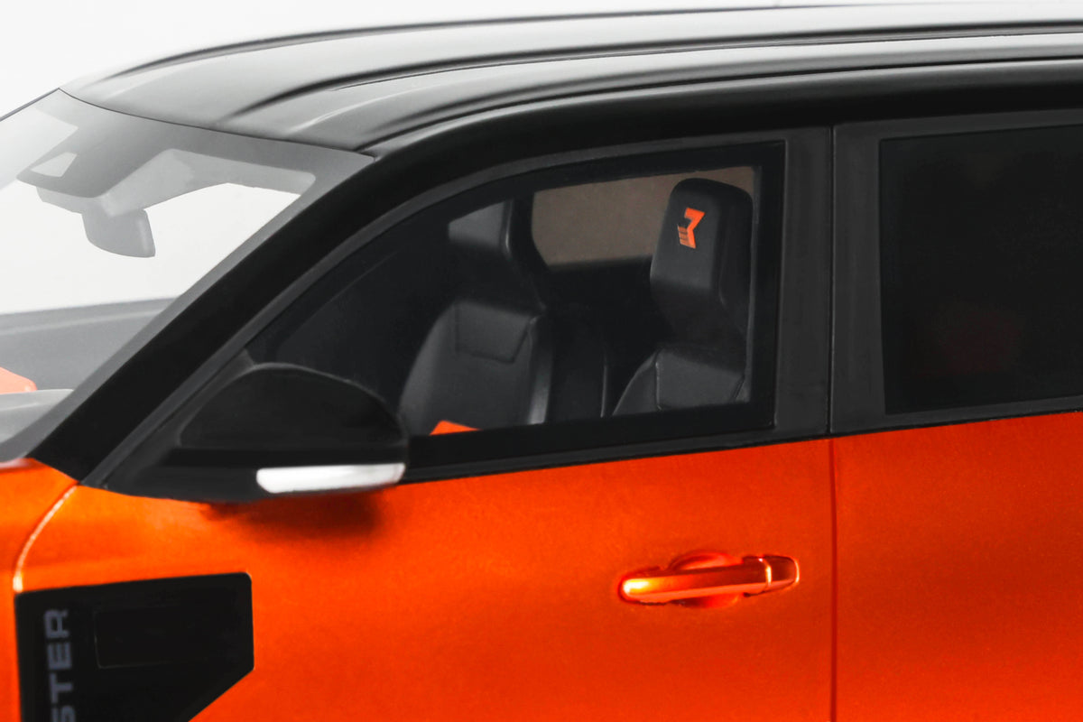 1:18 DACIA DUSTER REDUST SPORT 4X2 HYBRID ORANGE 2025 - OT1316