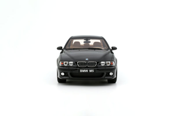 1:18 BMW E39 M5 BLACK SAPHIRE METALLIC 475 2000 - OT1338