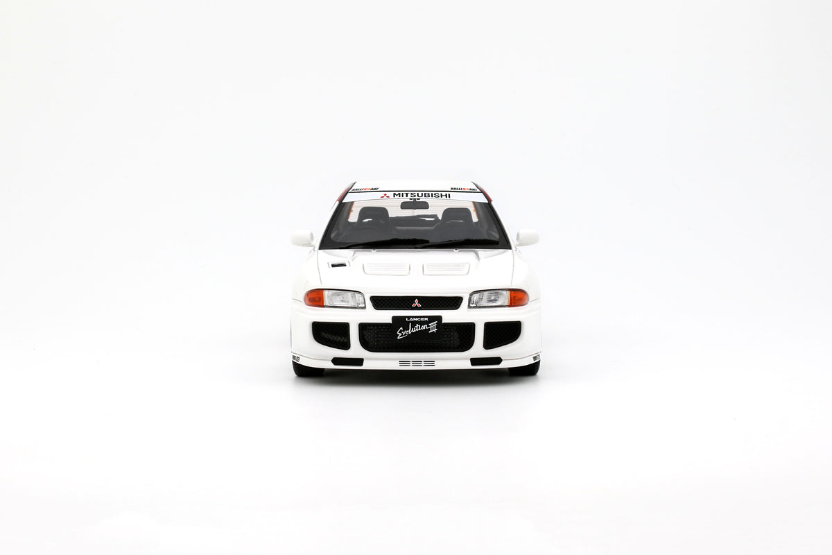 1:18 MITSUBISHI LANCER EVO III SCOTIA WHITE W83 1995 - OT1344