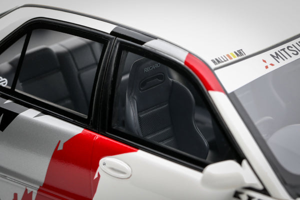 1:18 MITSUBISHI LANCER EVO III SCOTIA WHITE W83 1995 - OT1344