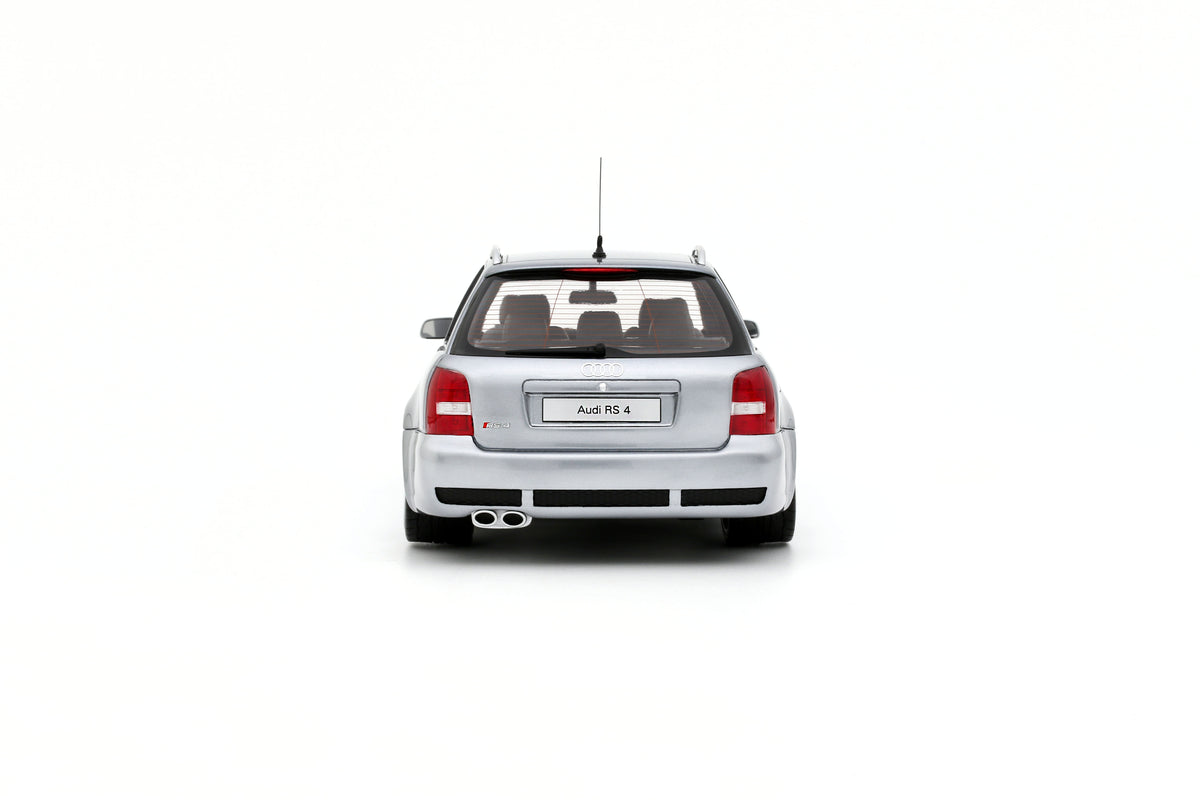 AUDI RS4 (B5) AVANT ''stanced'' Avus Silver 2025 - OT1396