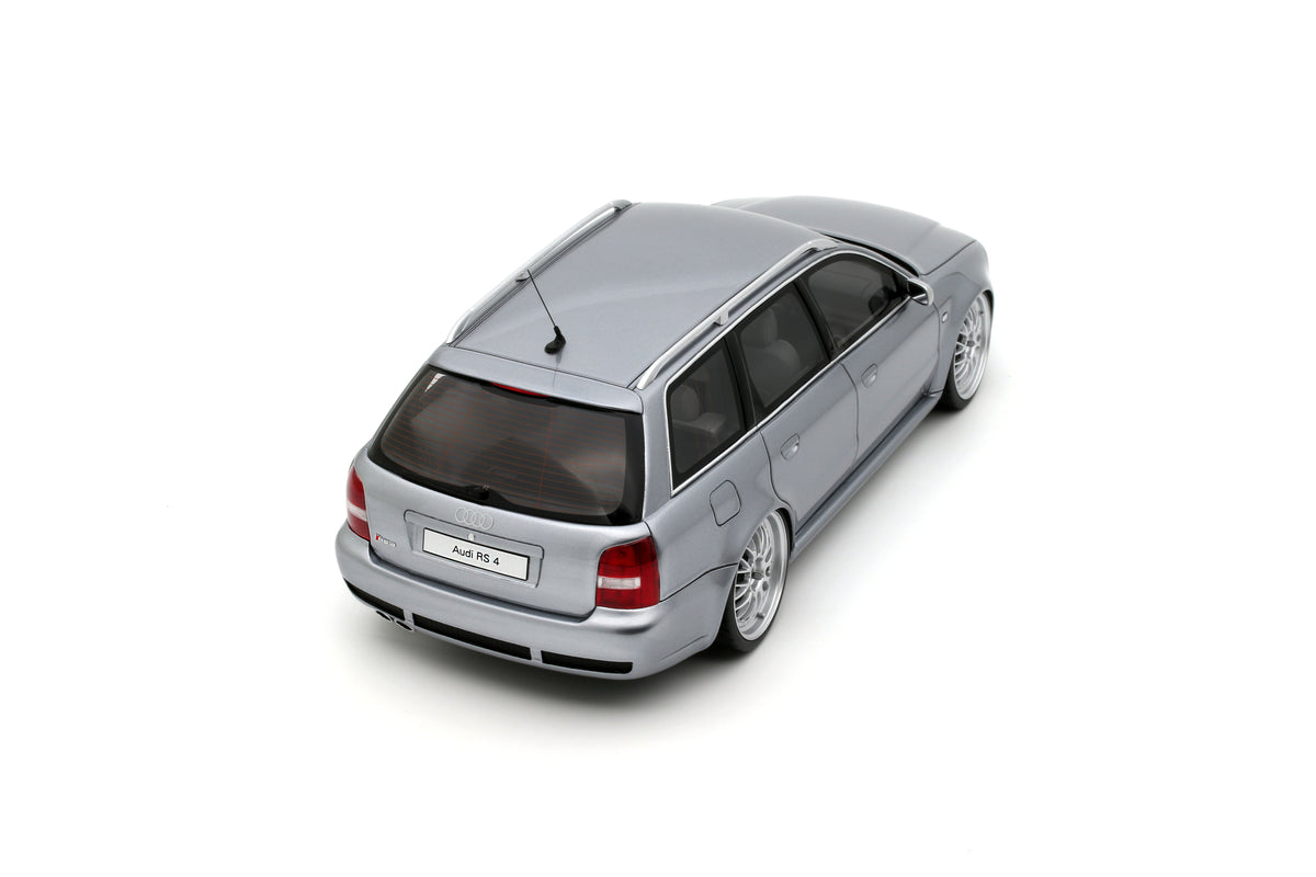 AUDI RS4 (B5) AVANT ''stanced'' Avus Silver 2025 - OT1396
