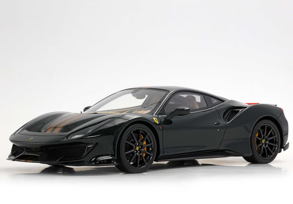 1:18 BBR Ferrari 488 PISTA Verde British con striscia oro - P18145N
